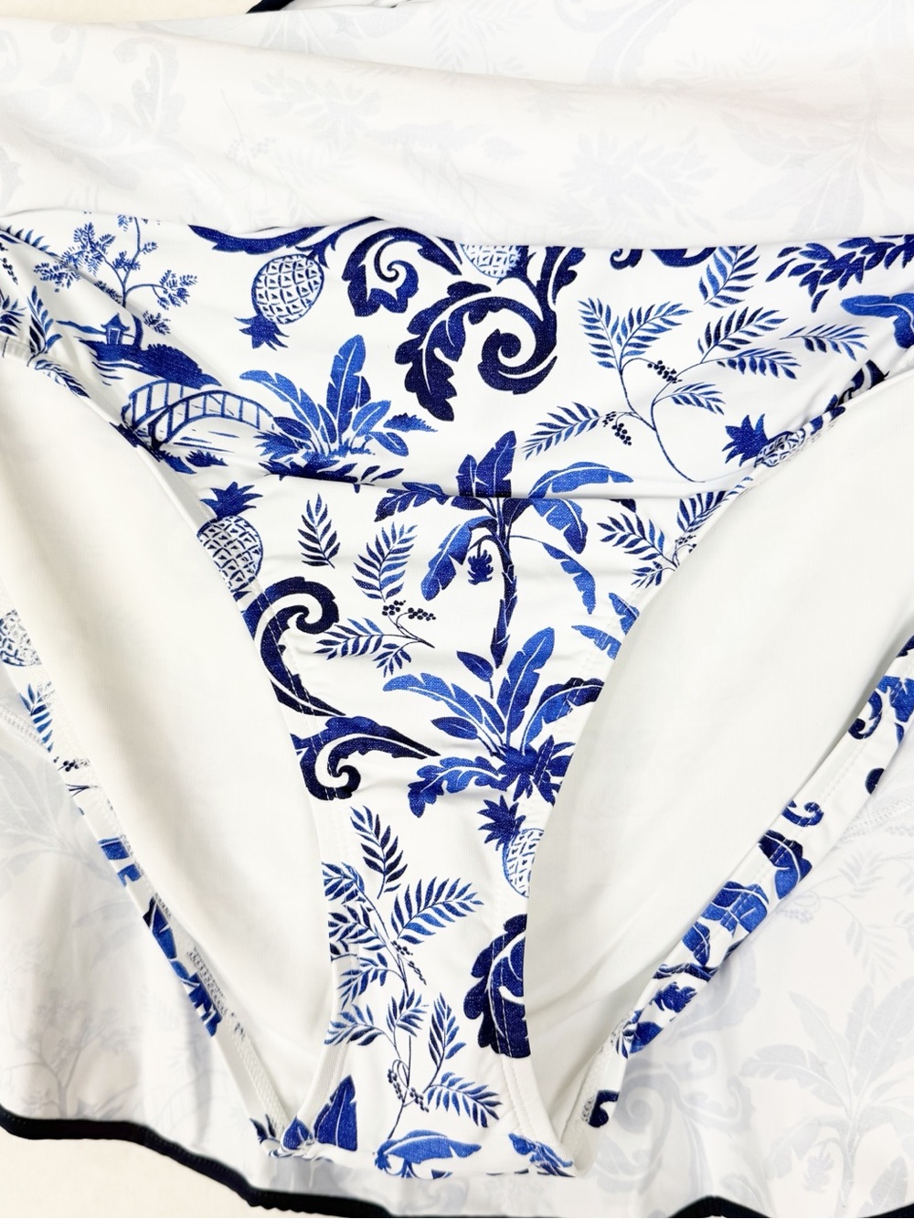 Tommy Bahama Terrazzo Tile Mountain Bluebell Tankini Swimsuit Set Blue White UV - Picture 6 of 15